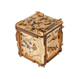 Cluebox - Escape Room in a Box - Cambridge Labyrinth