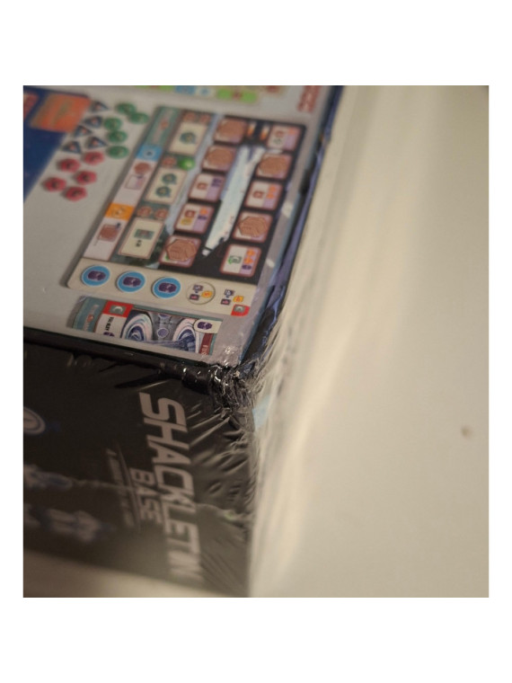 Shackleton Base: A Journey to the Moon (Vauriotunut)