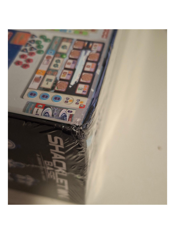 Shackleton Base: A Journey to the Moon (Vauriotunut)